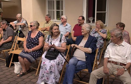 Předávání osvědčení PC kurzy, 25. 6. 2025 (foto Petr Bartoš)