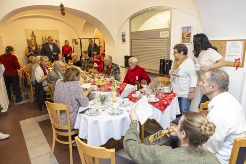 Vánoční posezení v DPS Týnská, 11. 12. 2025 (foto Pavel Dvořák)