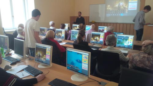 Smíchovská průmyslovka třetího věku: digitální fotografie - květen 2017